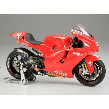 Tamiya Ducati Desmosedici (THC14101)