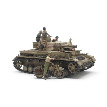 Tamiya 1:35 IV.F & Motorcycle North Africa (THC25208)
