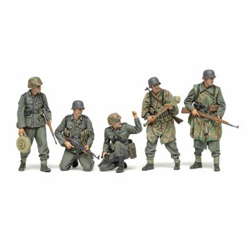 Tamiya 1:35 German Infantry Late WWII (THC35382)