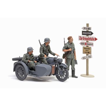Tamiya 1:35 KS600 & Sidecar (THC35384)