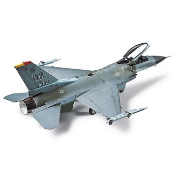 1/72 Tamiya F-16CJ Fighting Falcon (THC60786)