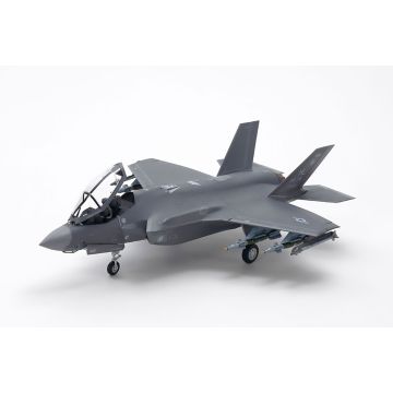 Tamiya 1:72 F-35A Lightning II (THC60792)