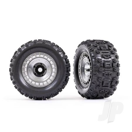 Traxxas Tyres And Wheels, Assembled, Glued (3.8In Satin Chrome Wheels, Satin Chrome Wheel Covers, Sledgehammer Tyres, Foam Inserts) (2) (TRX9572X)