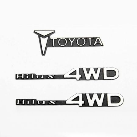 RC4WD 1/10 Metal Emblem For Tamiya Hilux (VVV-C0007)